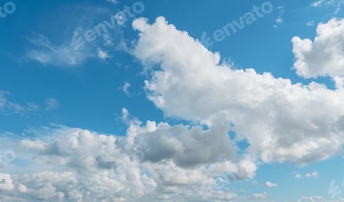 Preview: Deep blue sky and summer sun