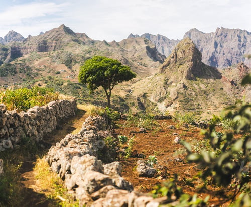 Preview: Santo Antao, Cape Verde. Plateau with mountain ridge view near Coculi in Ribeira Grande