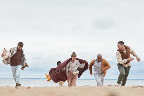Preview: Carefree People on Beach