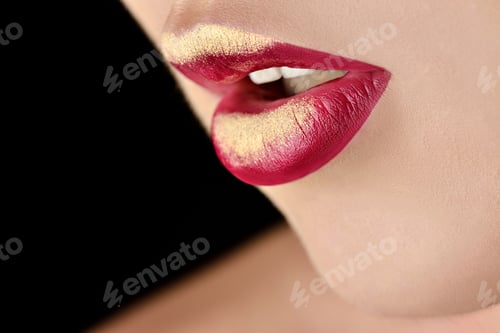 Preview: Fashionable model girl with perfect bright color makeup