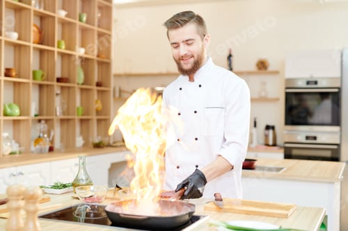 Preview: Smiling Chef Cooking Flambe
