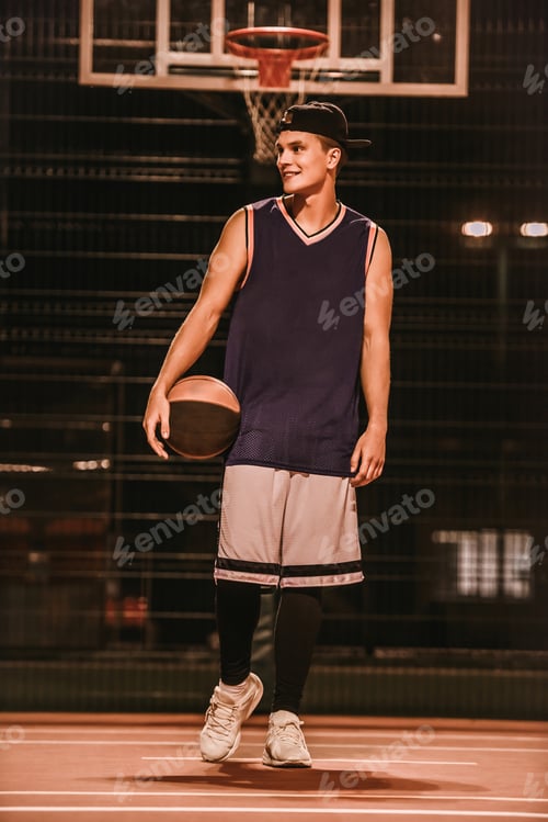 Preview: Stylish basketball player