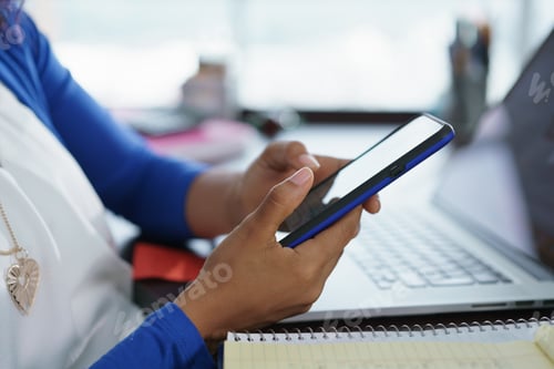 Preview: Girl Hands Typing Message With Cell Phone In Office