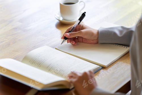 Preview: Business woman studying for qualifications