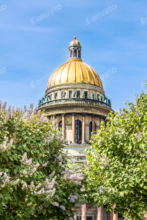 Preview: Saint Isaac Cathedral in St Petersburg, Russia