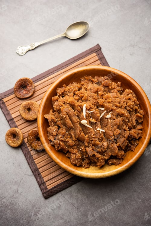 Preview: Anjeer ka halwa or Fig sheera or halva