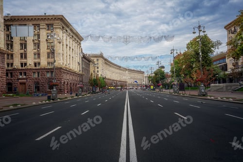 Preview: Khreshchatyk Street - Kiev, Ukraine