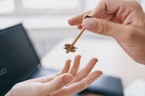 Preview: keys in hand from an apartment business sale