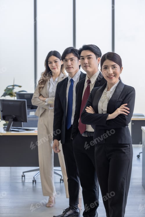 Preview: Confident Business Team