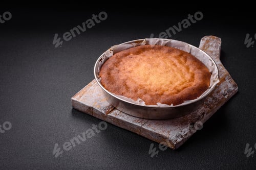 Preview: Delicious homemade round baked mince pie or tart