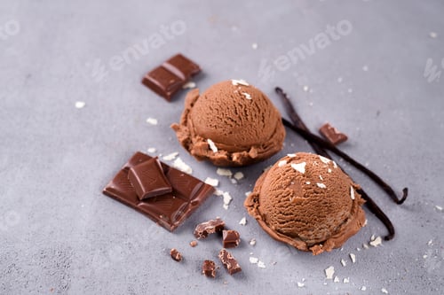 Preview: Scoop of chocolate ice cream