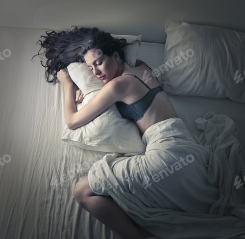 Preview: Young woman sleeping