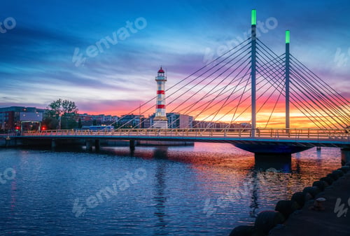 Preview: Malmo Old Lighthouse and University Bridge at sunset - Malmo, Sweden