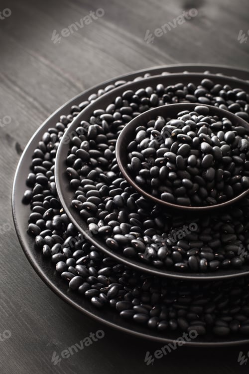 Preview: black turtle beans legumes in bowls