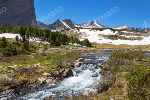 Preview: Wind river range