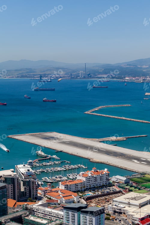 Preview: Aerial view of the city center of Gibraltar. view from the nature reserve "Upper Rock"