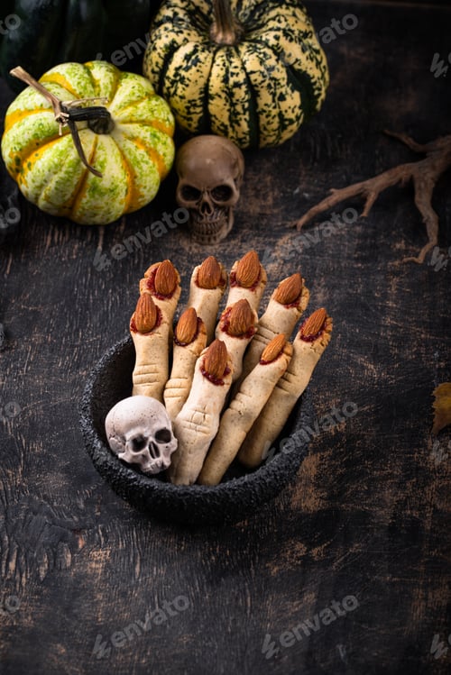 Preview: Halloween cookies in shape of witch finger