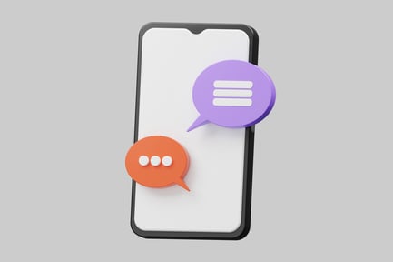 Preview: Smartphone with speech bubbles