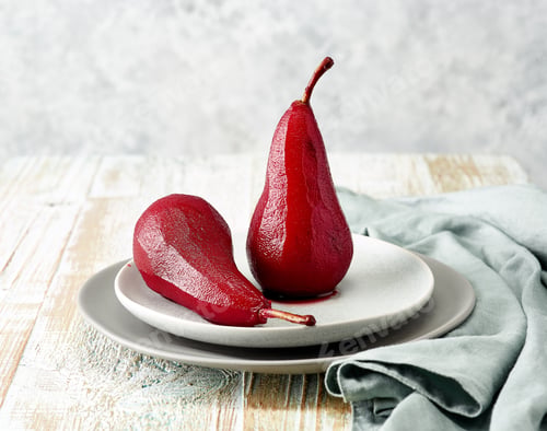 Preview: Pears poached in red wine