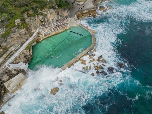 Preview: Bird's eye view of the Bronte Beach rockpool in Sydney, Australia