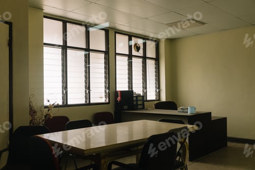 Preview: Old office with nobody