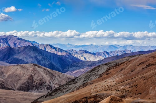 Preview: View near Tanglang la Pass in Himalayas