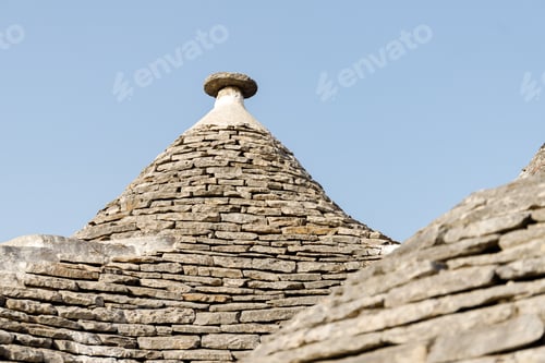Preview: Unique Trulli houses with conical roofs in Alberobello, Italy.