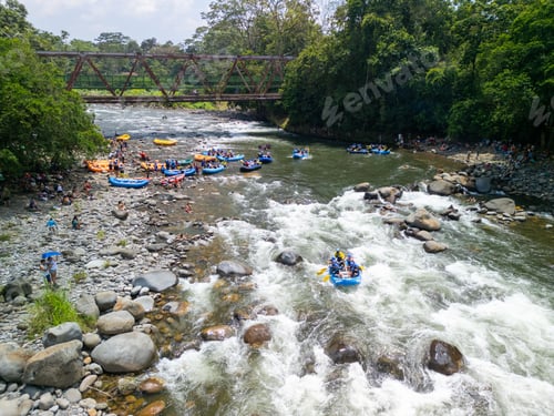 Preview: Vibrant scene of Sarapiqui rafting in Costa Rica