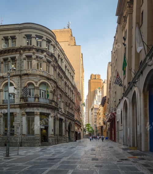 Preview: Pedestrian Street in downtown Sao Paulo - Sao Paulo, Brazil
