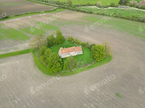 Preview: View of St Mary's church in Fleet Marston, Aylesbury