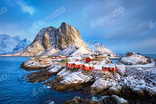 Preview: Hamnoy fishing village on Lofoten Islands, Norway