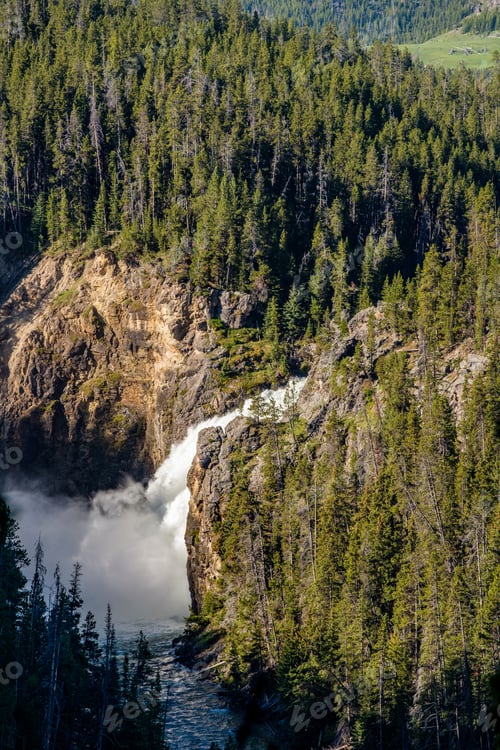 Preview: Upper Falls waterfall in Grand Canyon of Yellowstone