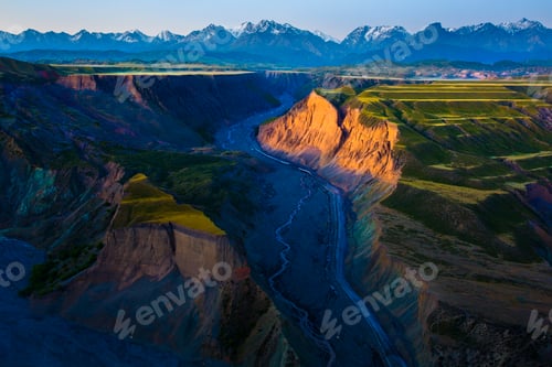 Preview: River in valley