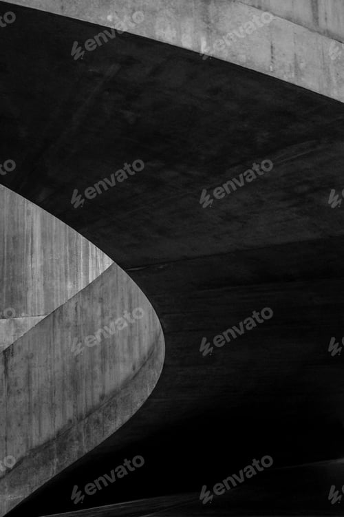 Preview: curvy stairs in London