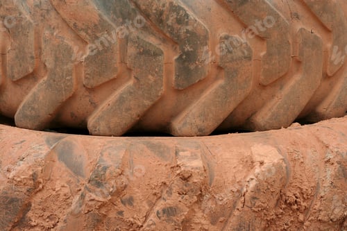 Preview: Tire