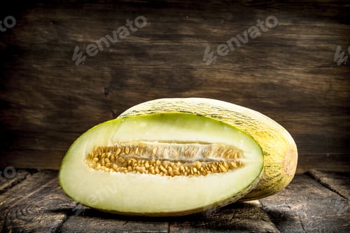 Preview: Ripe fresh melon.