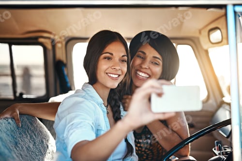 Preview: Summer is all about the moments