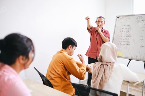 Preview: Keep Silent on The Classroom