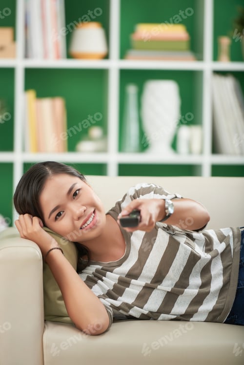 Preview: Woman Watching Documentary Movie