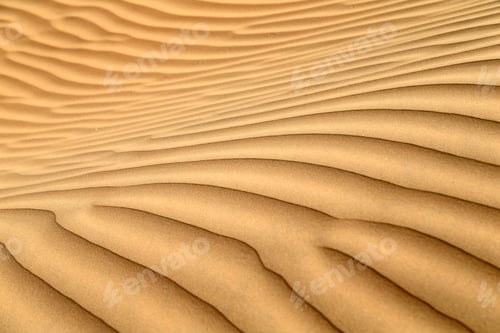 Preview: Natural pattern of the sand dune in the desert in Abu Dhabi