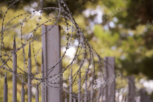 Preview: The Wire Is Pulled On The Fence Closed Area