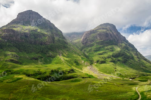 Preview: Mountain view in Scotland in the Glencoe