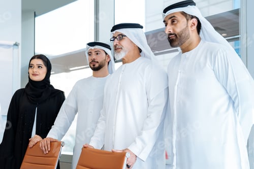 Preview: Group of middle-eastern corporate business people meeting in the office