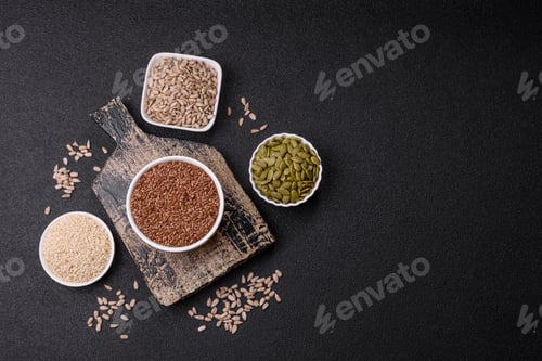 Preview: Flax seeds in a bowl, an ingredient for making vegan or vegetarian food
