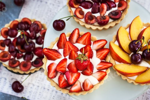 Preview: Strawberry, cherry and peach tartlets