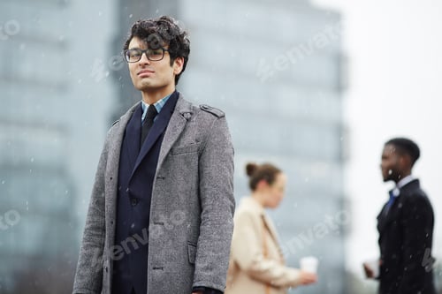 Preview: Leader of business team