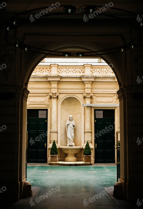 Preview: Image of Vienna city. Architecture style of Europe. Buildings of ienna city