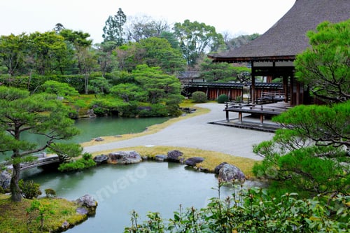 Preview: Japanese garden with pond