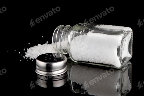 Preview: Salt shaker