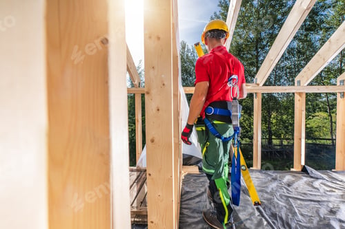 Preview: Professional Construction Contractor Wearing Safety Harness